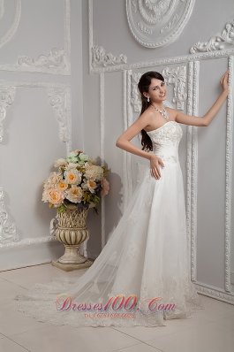 Elegant Appliques Lace Church Wedding Dress Gingle Border