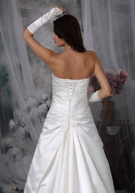 Strapless White Taffeta Bridal Gowns Appliques Court Ruffles