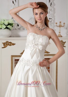 Beautiful Mass Wedding Dress A-line Layer Appliques Brooch