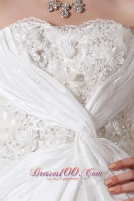 Unique Twist Sweetheart Wedding Bridal Dress Court Buttons