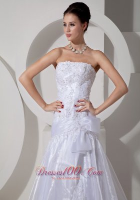 Lovely Mermaid Bowknot Wedding Dress Appliques Designer