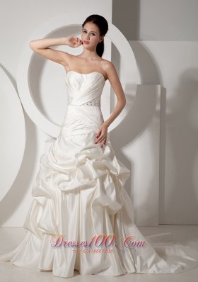 New Arrivals Wrapped Wedding Gowns Gilding Strapless Satin