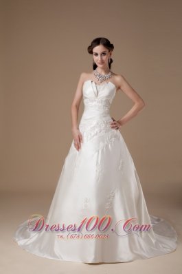 Ivory A-line Church Wedding Gowns Appliques Satin Winter
