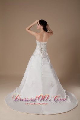 Ivory A-line Church Wedding Gowns Appliques Satin Winter