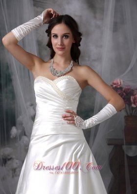 Customize Sweetheart Wedding Gowns Pearls Beading Court