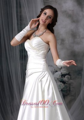 Customize Sweetheart Wedding Gowns Pearls Beading Court