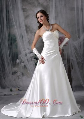 Customize Sweetheart Wedding Gowns Pearls Beading Court