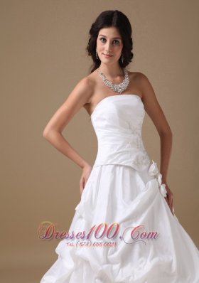 A-line Maternity Wedding Dress Strapless Taffeta Appliques