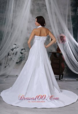 Halter Pick-ups Decorate Wedding Gowns Fashion For 2013