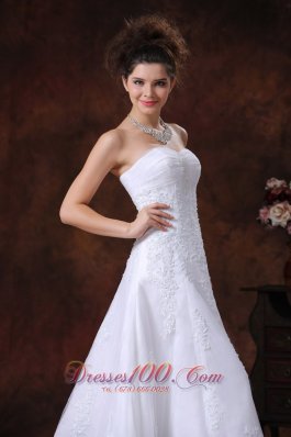 Lace Sweetheart Wedding Dress Appliques A-Line Lace-up