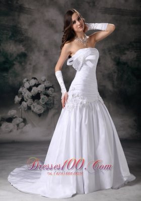 Bowknot Strapless Wedding Gowns Taffeta Handle Flowers