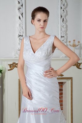 Mermaid V-neck Bridal Dress Ruch Court Satin Appliques