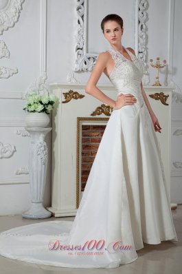 Sweet Column Halter V-Neck Satin Appliques Wedding Gowns