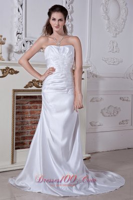 Inexpensive Princess Embriodery Wedding Gowns Court Train