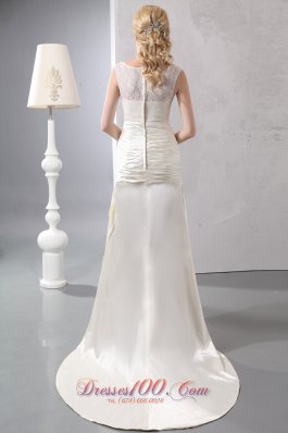 Vintage Column Scoop Lace Wedding Dress Court Train Satin