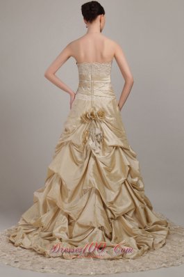 Champagne Princess Wedding Gowns Pleated Court Train Taffeta