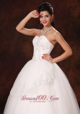 Designer Ball Gown Church Wedding Dress Appliques Tulle