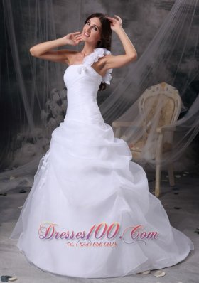 White Floral One Shoulder Wedding Gowns Organza Ruch