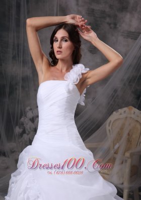 White Floral One Shoulder Wedding Gowns Organza Ruch