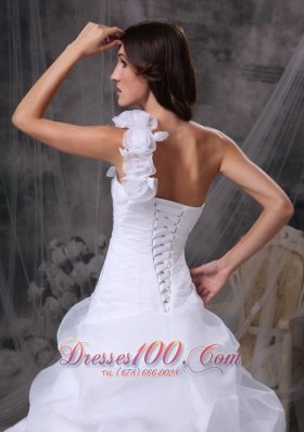 White Floral One Shoulder Wedding Gowns Organza Ruch