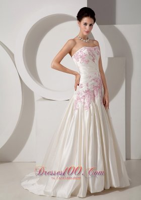 Pink Appliques Ivory Wedding Dress A-line Strapless Court