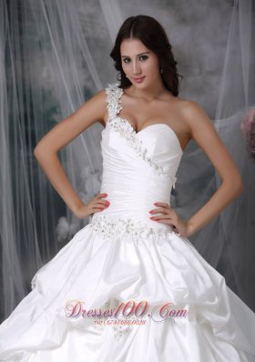 Floral One shoulder Puffy Wedding Gowns Appliques