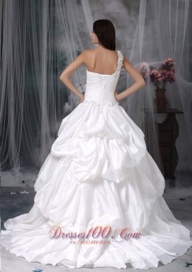 Floral One shoulder Puffy Wedding Gowns Appliques