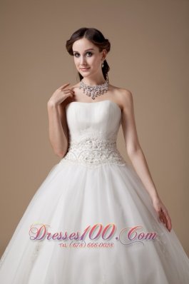 Elegant Ball Gown Bridal Dresses Appliques Gilding