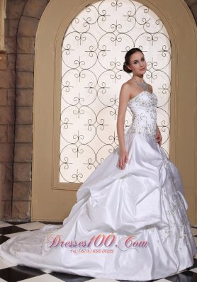 Embroidery Wedding Bridal Gowns For 2013 Customize Pick-ups