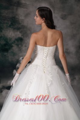 Sweetheart Ball Gown Wedding Dress Dreamy Appliques Court