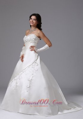 Sweetheart Satin Ball Gown Brush Wedding Dress Embroidery