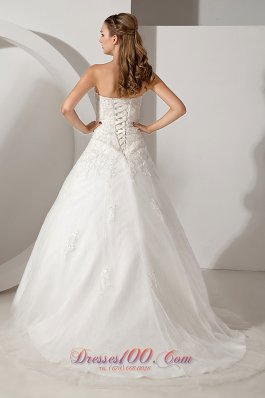 Sweetheart Court Train Appliques Wedding Dress