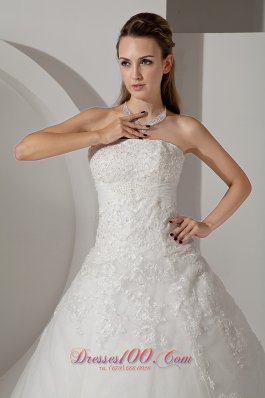 Chapel Train Wedding Dress Tulle Appliques Bridal Gowns