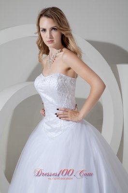 Beading Court Train Strapless Tulle Wedding Dress