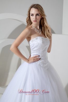 Beading Court Train Strapless Tulle Wedding Dress