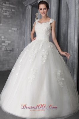 Lace Appliques Wedding Dress With Straps Ball Gown