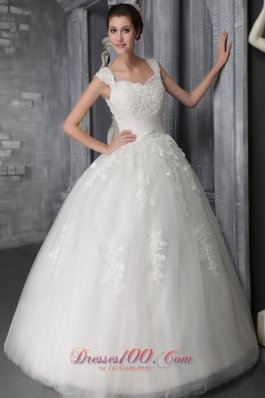 Lace Appliques Wedding Dress With Straps Ball Gown