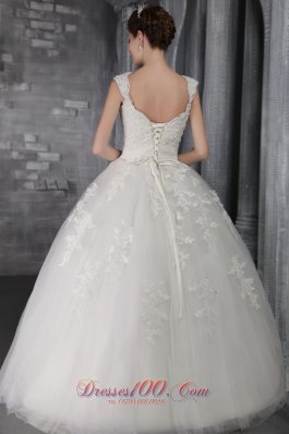 Lace Appliques Wedding Dress With Straps Ball Gown