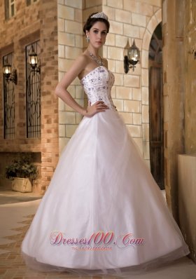 Custom Size Embroidery Sweetheart Wedding Dress For Brides