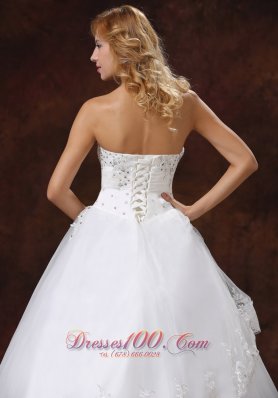 Embroidery Taffeta Strapless Beaded Wedding Dress