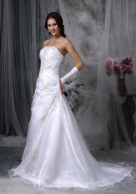 Strapless Organza Appliques Court Train Wedding Dress