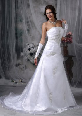 Strapless Organza Appliques Court Train Wedding Dress