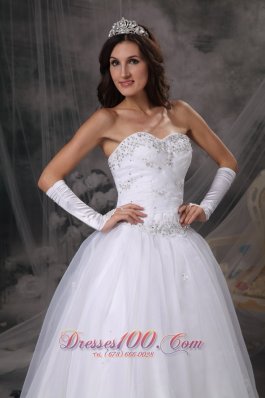 Hand Made Beaded Organza Sweetheart Wedding Dress