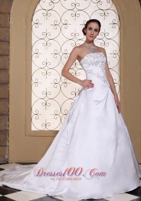 Strapless Embroidery Chapel Train Wedding Gown Dress