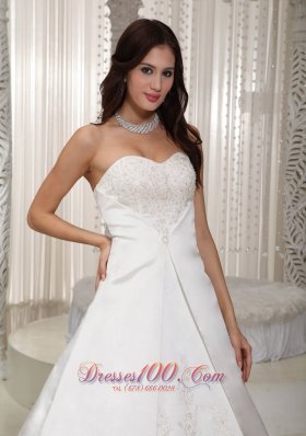 A Line Sweetheart Lace Satin Wedding Dress