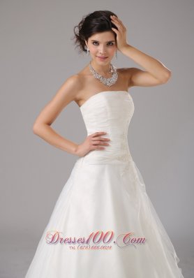 Ruched Organza Appliques Wedding Dress A Line