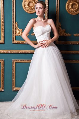 Organza Brush Train Sweetheart Bridal Gown Wedding Dress