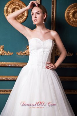 Organza Brush Train Sweetheart Bridal Gown Wedding Dress