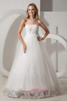 Appliques Brush Train Strapless Wedding Dress