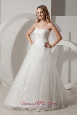 Appliques Brush Train Strapless Wedding Dress